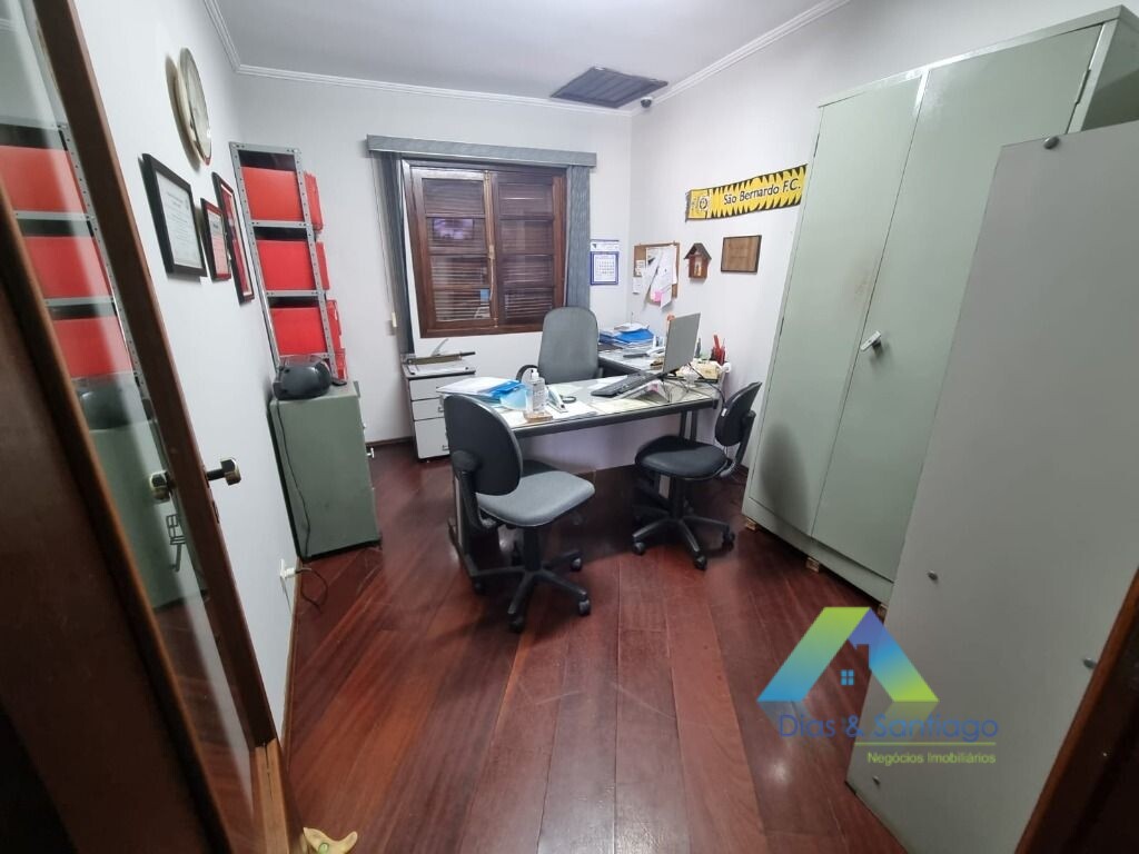 Sobrado à venda com 5 quartos, 350m² - Foto 30