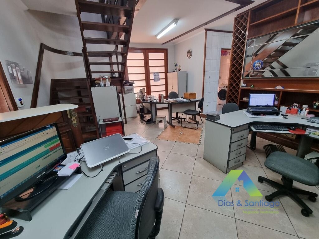 Sobrado à venda com 5 quartos, 350m² - Foto 19