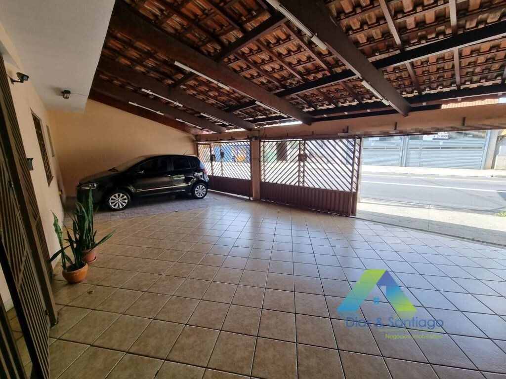 Sobrado à venda com 5 quartos, 350m² - Foto 2