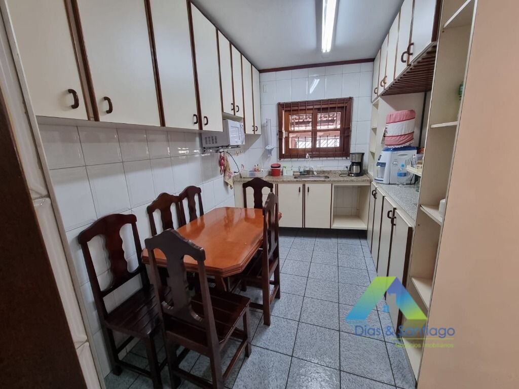 Sobrado à venda com 5 quartos, 350m² - Foto 8