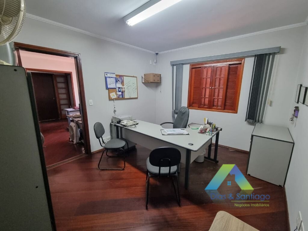 Sobrado à venda com 5 quartos, 350m² - Foto 25