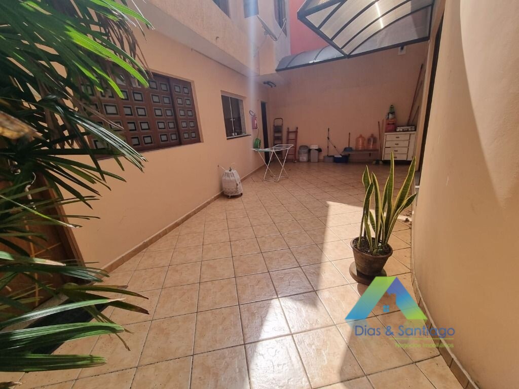 Sobrado à venda com 5 quartos, 350m² - Foto 24