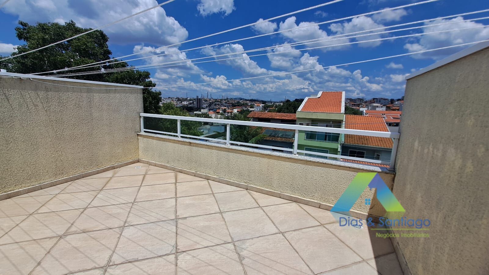 Cobertura à venda com 2 quartos, 70m² - Foto 3