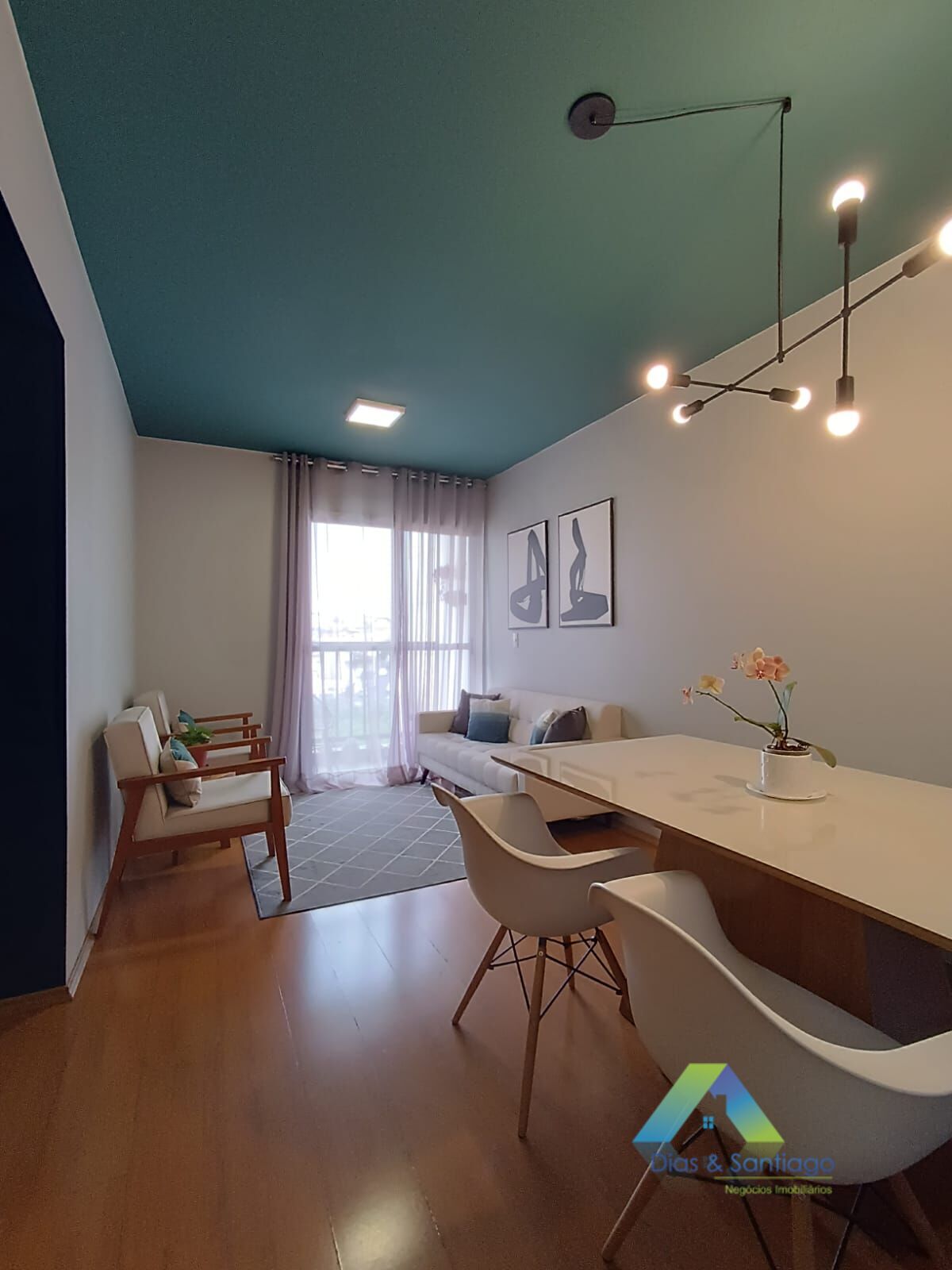 Apartamento à venda com 3 quartos, 63m² - Foto 2