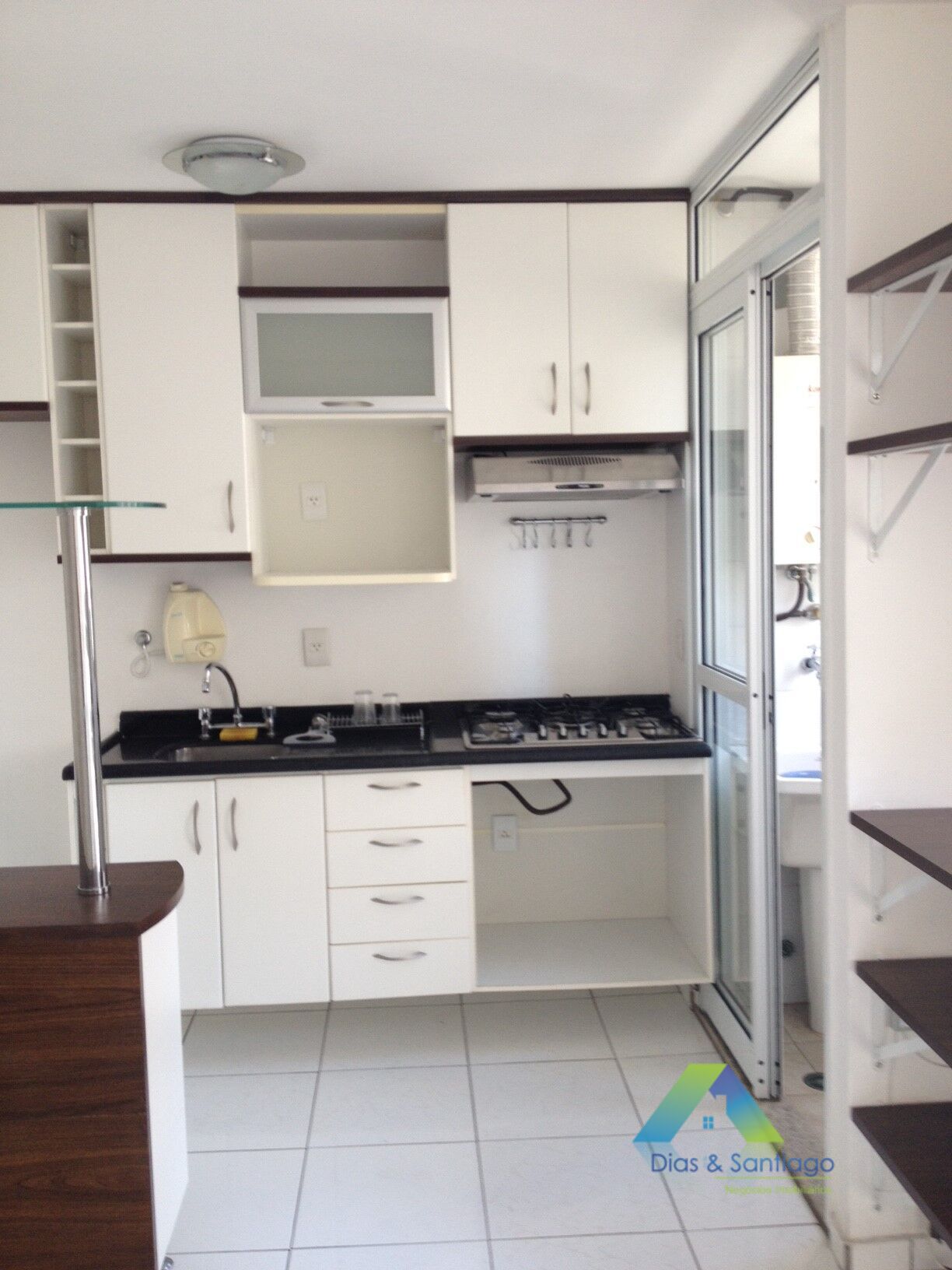 Apartamento à venda com 1 quarto, 60m² - Foto 3