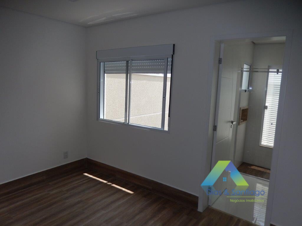 Sobrado à venda com 4 quartos, 200m² - Foto 39