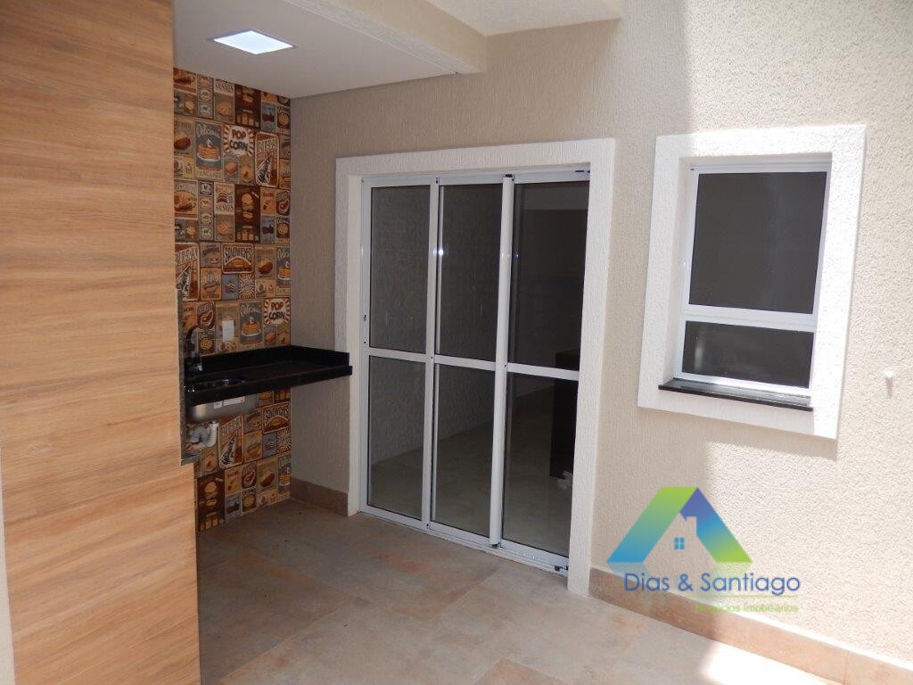 Sobrado à venda com 4 quartos, 200m² - Foto 28