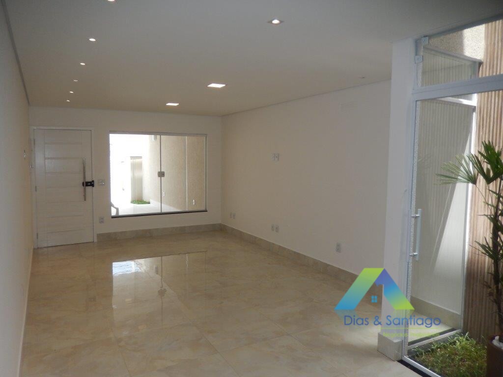 Sobrado à venda com 4 quartos, 200m² - Foto 12