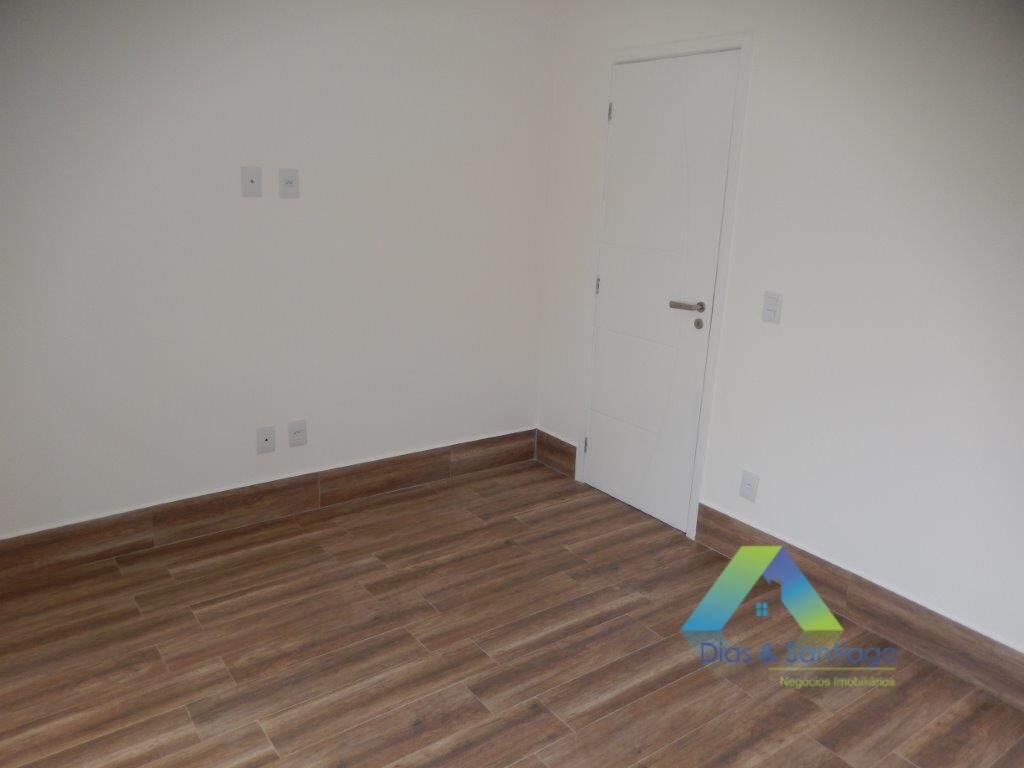 Sobrado à venda com 4 quartos, 200m² - Foto 41