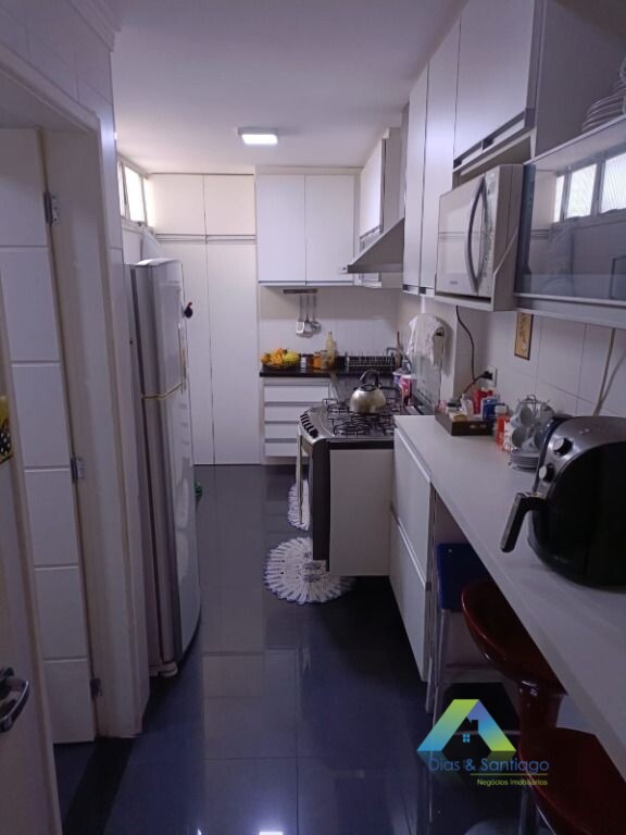 Apartamento à venda com 3 quartos, 100m² - Foto 3