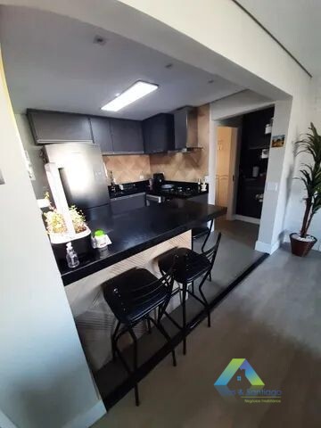 Apartamento à venda com 3 quartos, 105m² - Foto 2