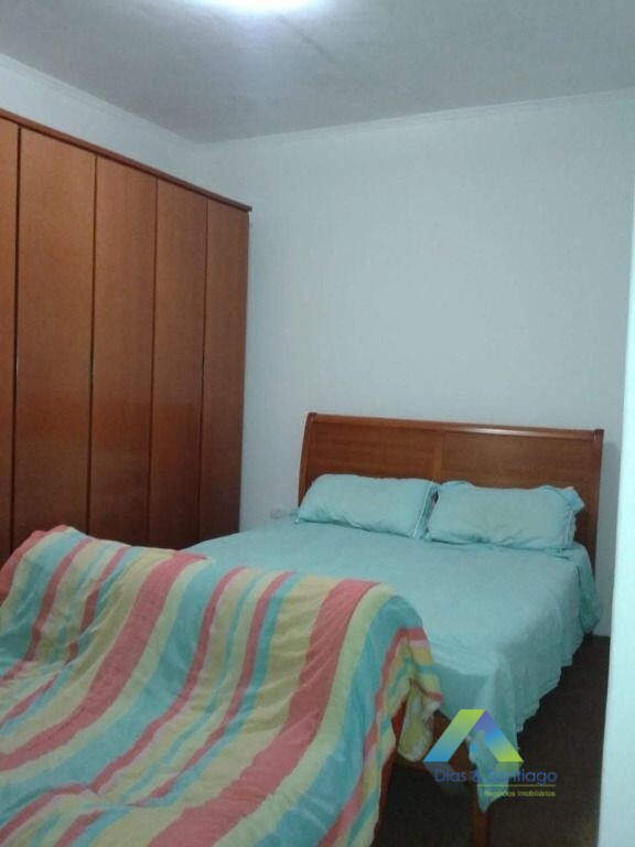 Sobrado à venda com 3 quartos, 180m² - Foto 4