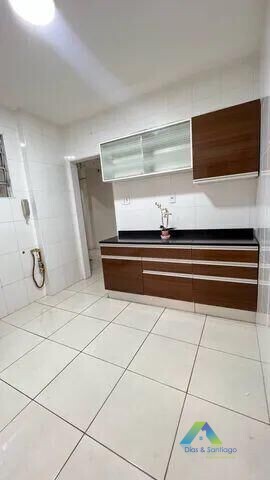 Apartamento à venda com 2 quartos, 78m² - Foto 2