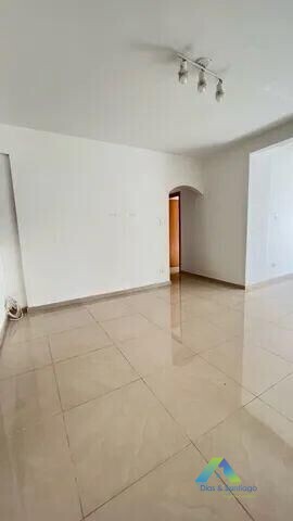 Apartamento à venda com 2 quartos, 78m² - Foto 4