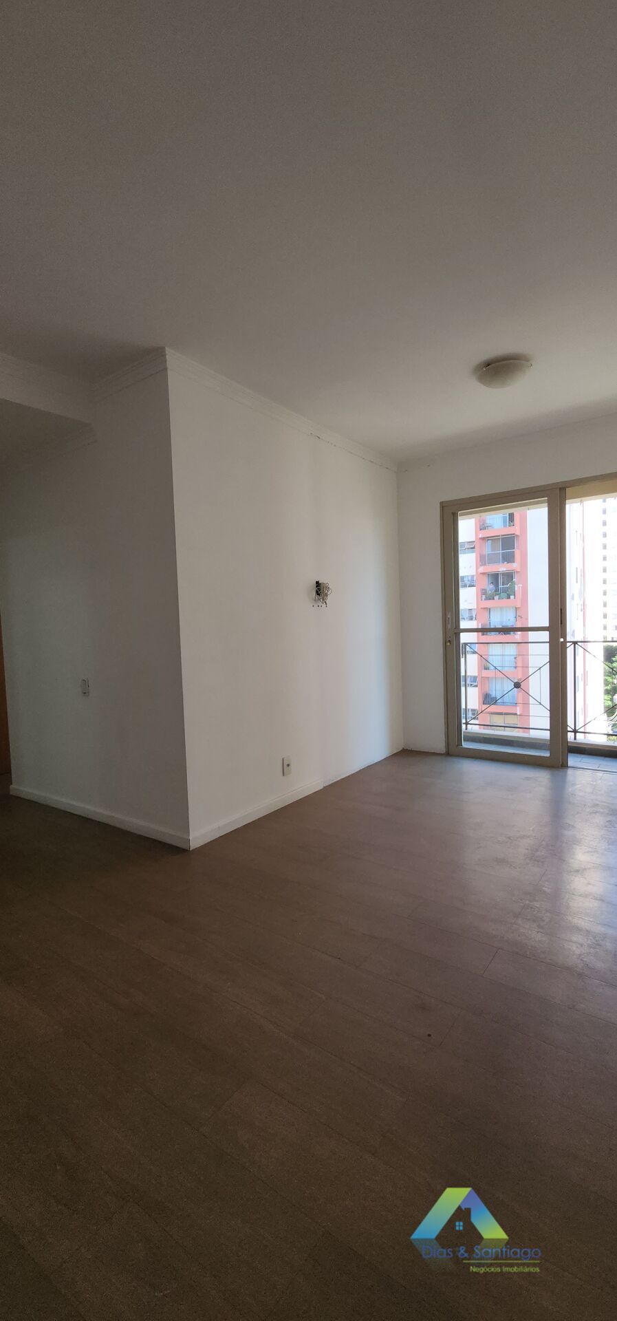 Apartamento à venda com 3 quartos, 64m² - Foto 2