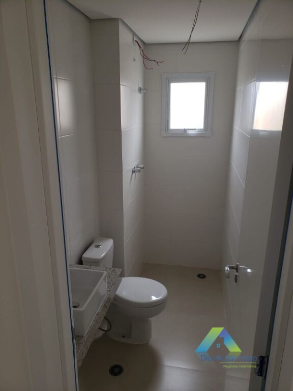 Apartamento à venda com 2 quartos, 53m² - Foto 17