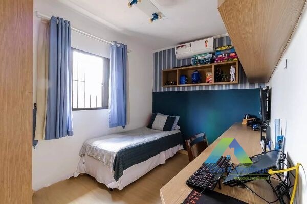 Sobrado à venda com 3 quartos, 250m² - Foto 31