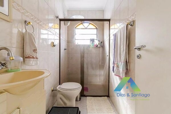 Sobrado à venda com 3 quartos, 250m² - Foto 43