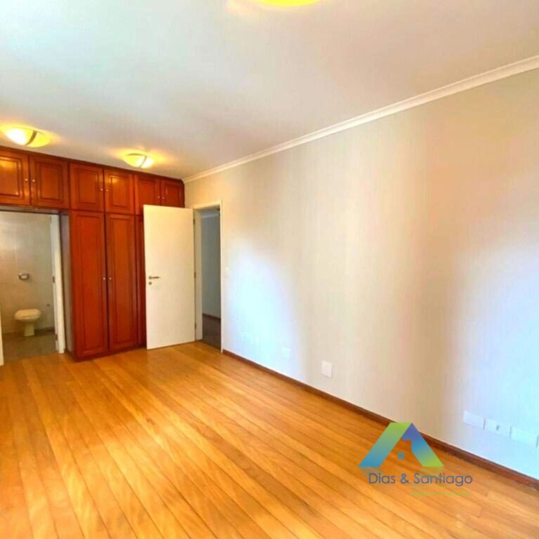 Apartamento à venda com 3 quartos, 192m² - Foto 7