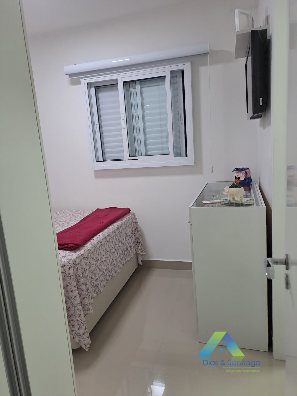 Apartamento à venda com 2 quartos, 75m² - Foto 11