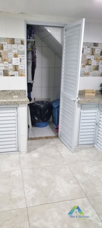 Sobrado à venda com 3 quartos, 340m² - Foto 22