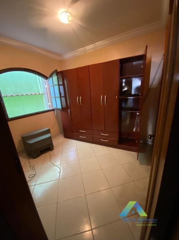 Sobrado à venda com 2 quartos, 240m² - Foto 9