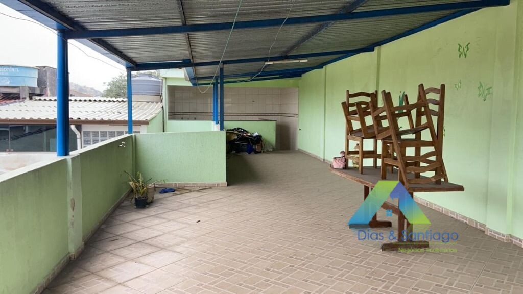 Sobrado à venda com 2 quartos, 240m² - Foto 11