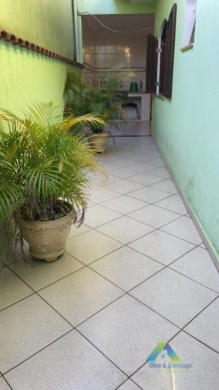 Sobrado à venda com 2 quartos, 240m² - Foto 8