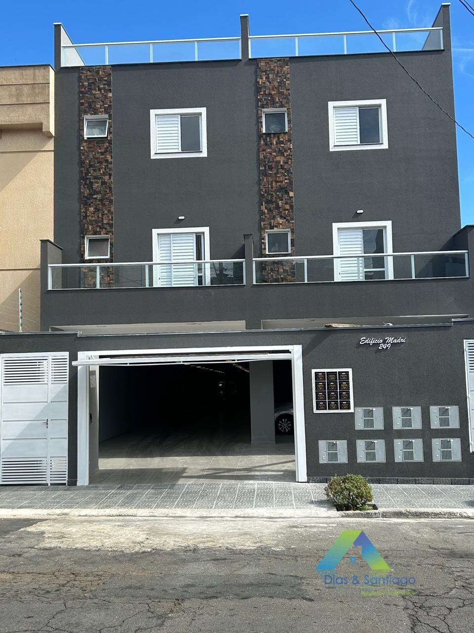 Apartamento à venda com 2 quartos, 46m² - Foto 1