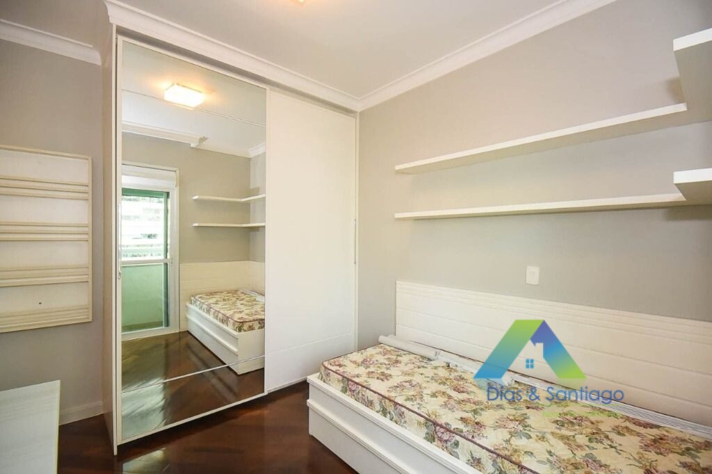 Apartamento à venda com 3 quartos, 193m² - Foto 15