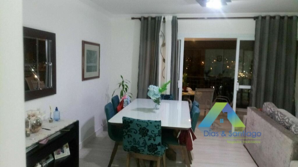 Apartamento à venda com 3 quartos, 110m² - Foto 2