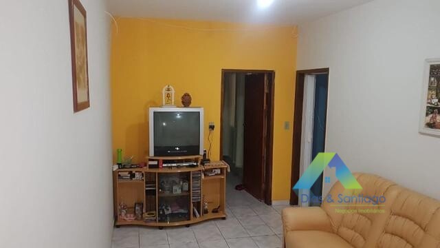 Casa à venda com 2 quartos, 110m² - Foto 2