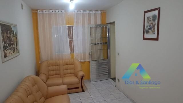 Casa à venda com 2 quartos, 110m² - Foto 1