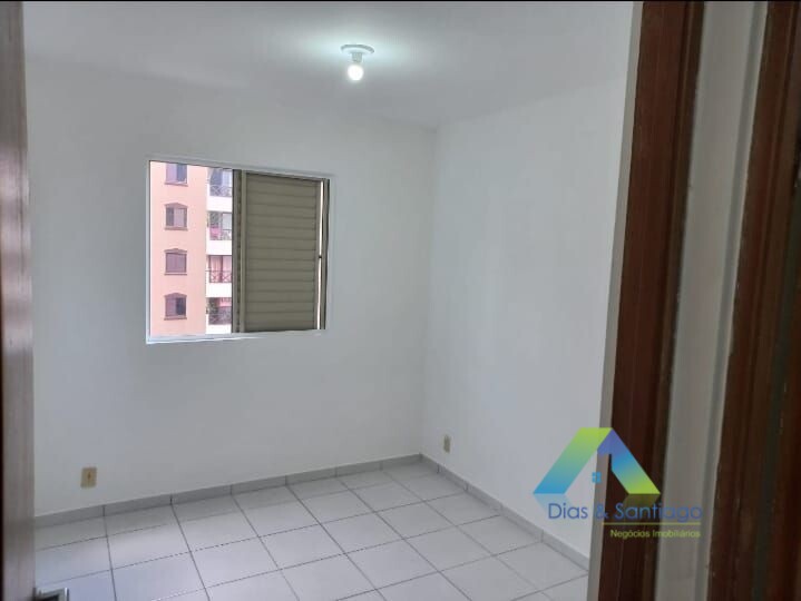 Apartamento à venda com 3 quartos, 64m² - Foto 4