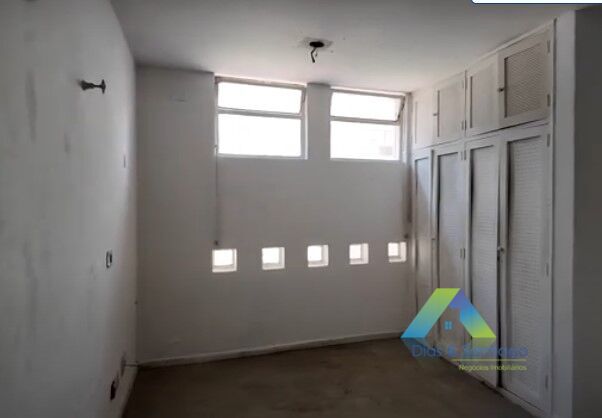 Casa, 3 quartos, 240 m² - Foto 8