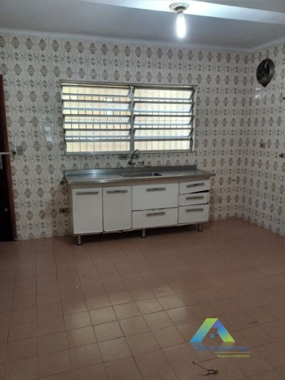 Sobrado à venda com 3 quartos, 124m² - Foto 3