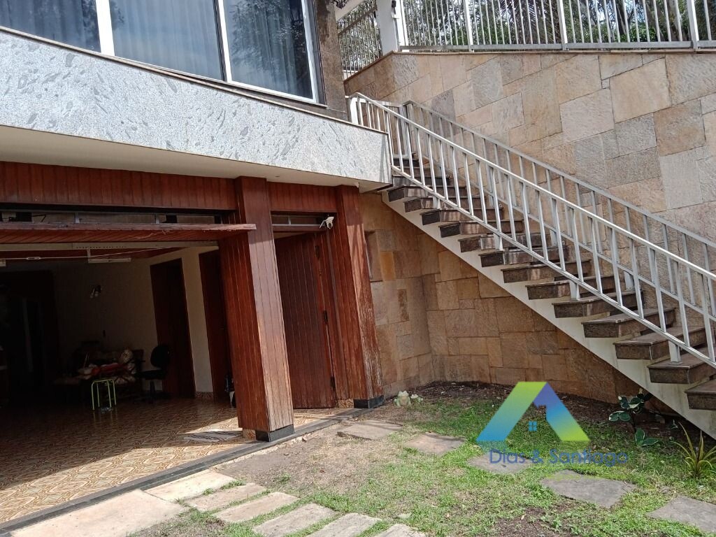 Casa à venda com 5 quartos, 610m² - Foto 32