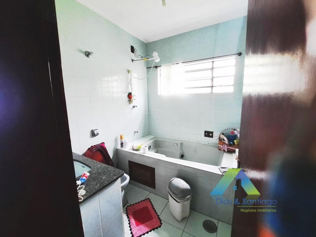 Sobrado à venda com 3 quartos, 233m² - Foto 16