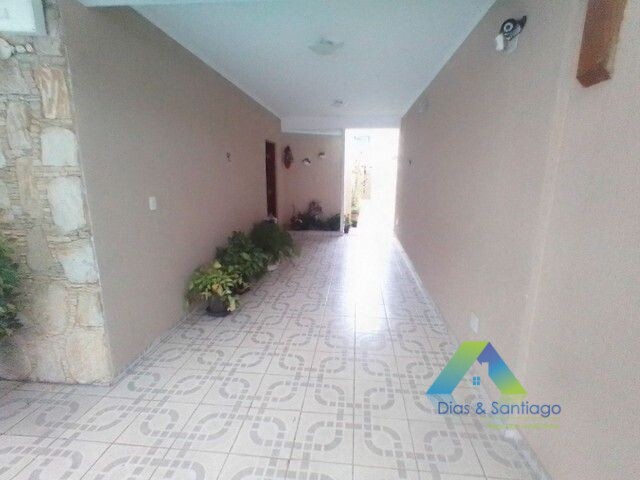 Sobrado à venda com 4 quartos, 192m² - Foto 4