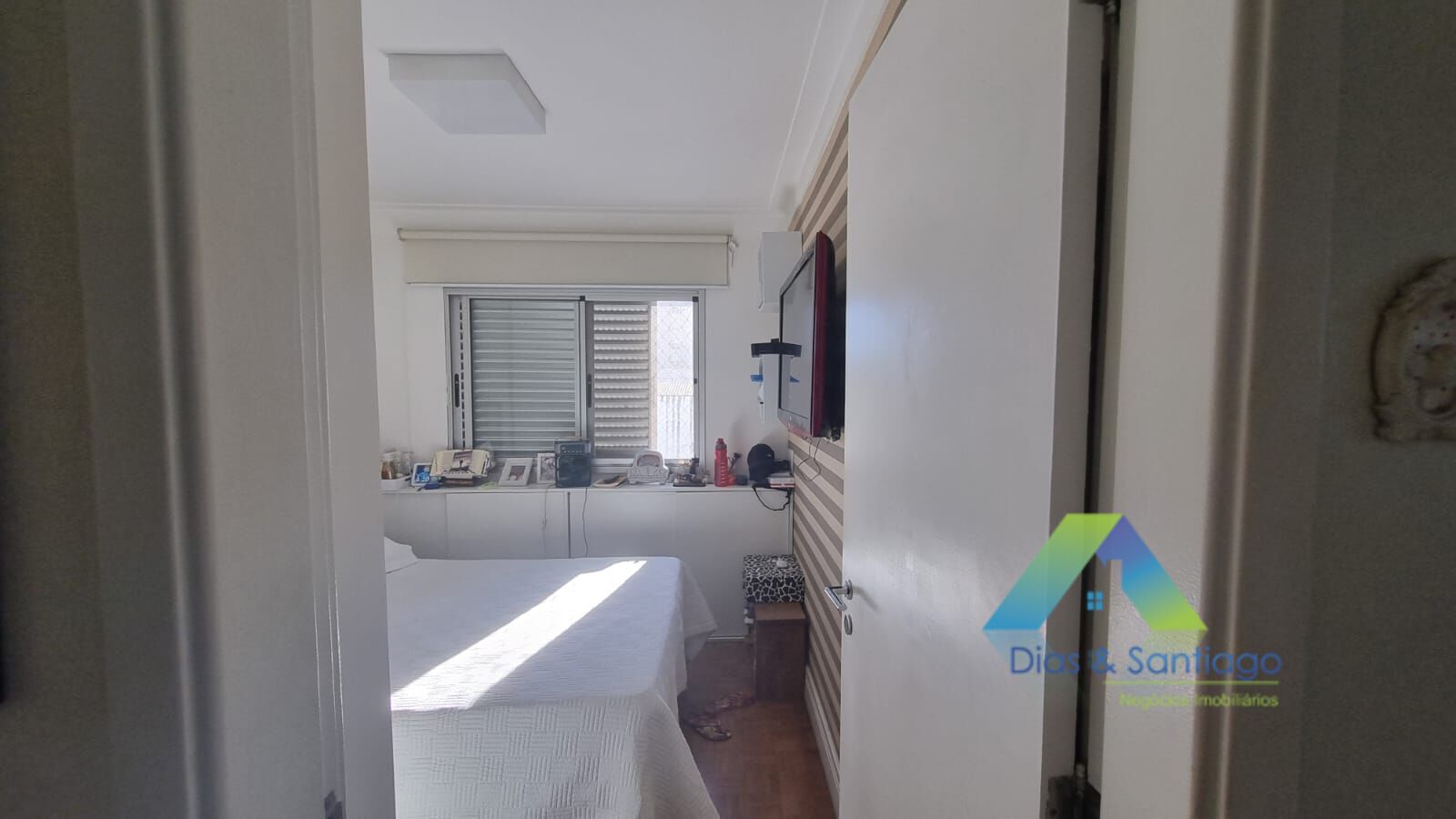 Apartamento à venda com 2 quartos, 60m² - Foto 3