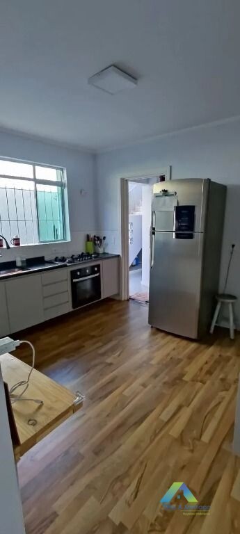 Casa à venda com 4 quartos, 170m² - Foto 11