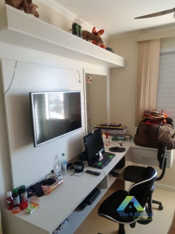 Apartamento à venda com 3 quartos, 68m² - Foto 4