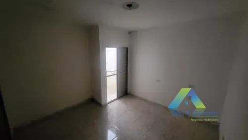 Casa à venda com 2 quartos, 125m² - Foto 12