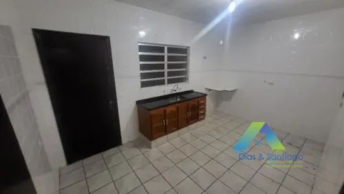 Casa à venda com 2 quartos, 125m² - Foto 3