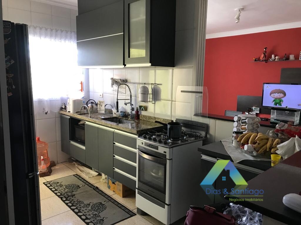 Sobrado à venda com 3 quartos, 100m² - Foto 1