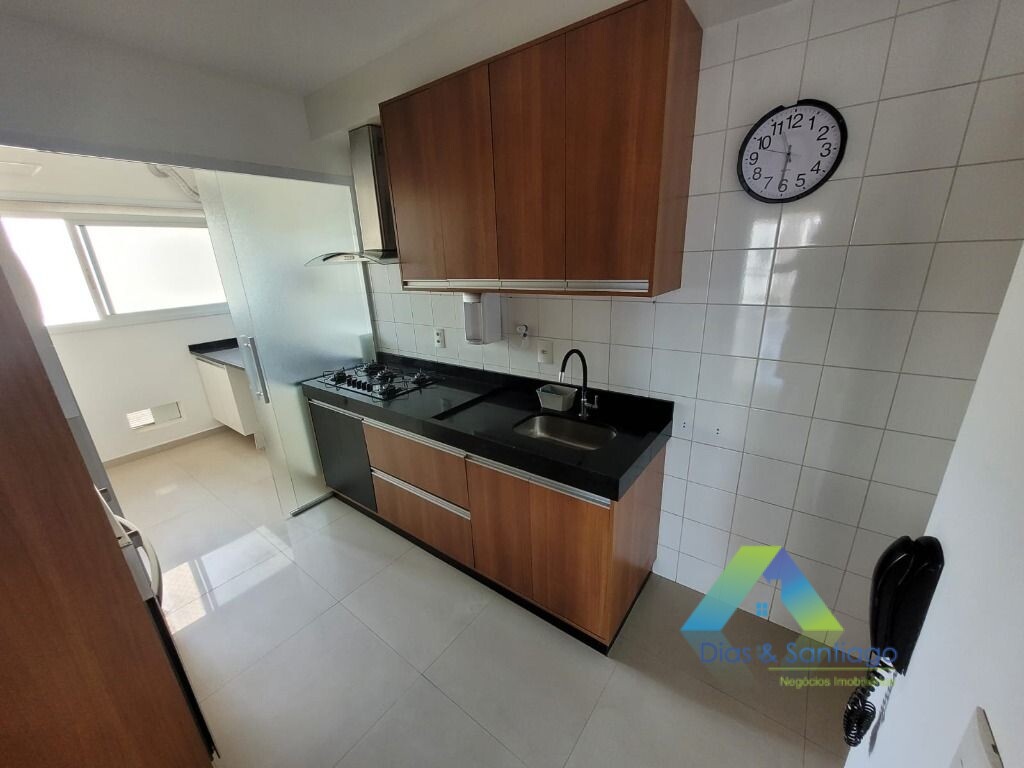 Apartamento à venda com 3 quartos, 96m² - Foto 13