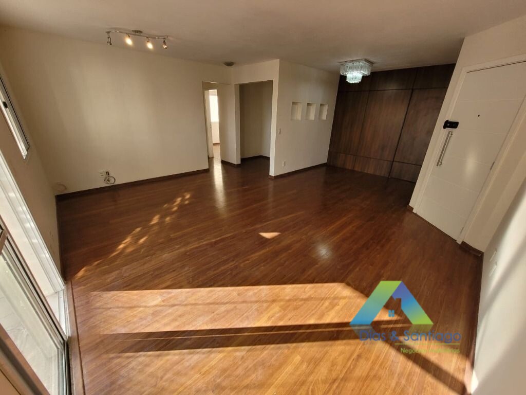 Apartamento à venda com 3 quartos, 96m² - Foto 2