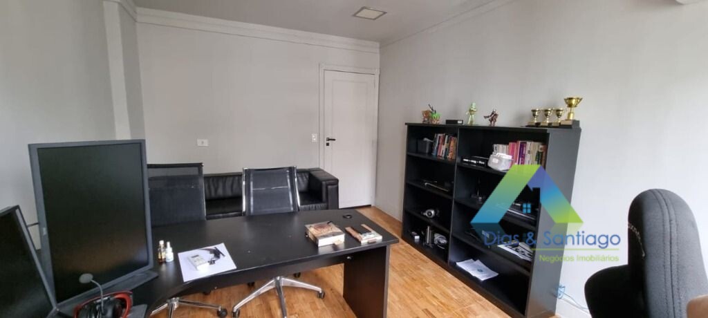 Apartamento à venda com 4 quartos, 225m² - Foto 9