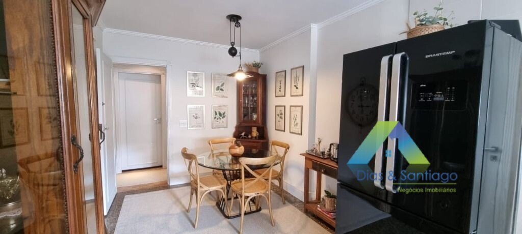 Apartamento à venda com 4 quartos, 225m² - Foto 20