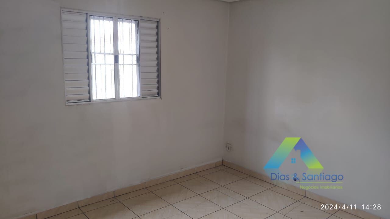 Casa para alugar com 2 quartos, 299m² - Foto 1